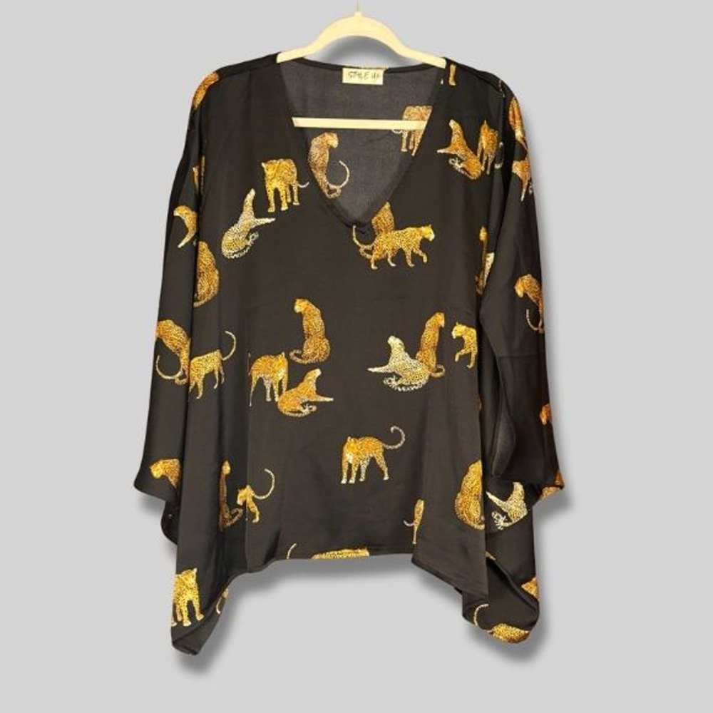 Style U Oversized Top High-Low Hem Satin Leopard Print Poncho Black/Gold W M-L